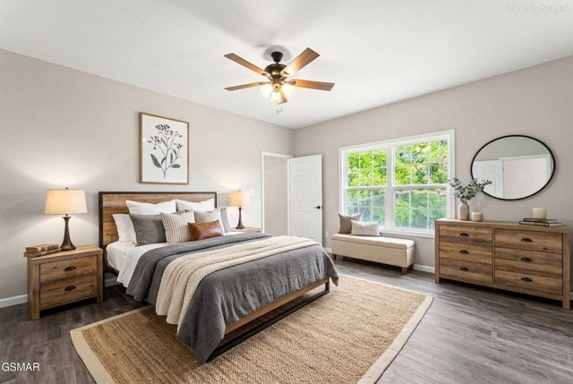2102 Kings View Loop, Seymour, TN 37865