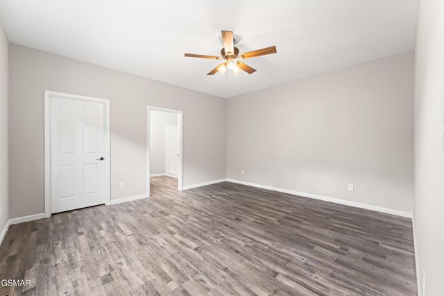 2102 Kings View Loop, Seymour, TN 37865