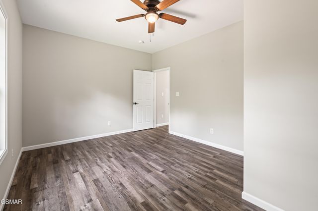 2102 Kings View Loop, Seymour, TN 37865