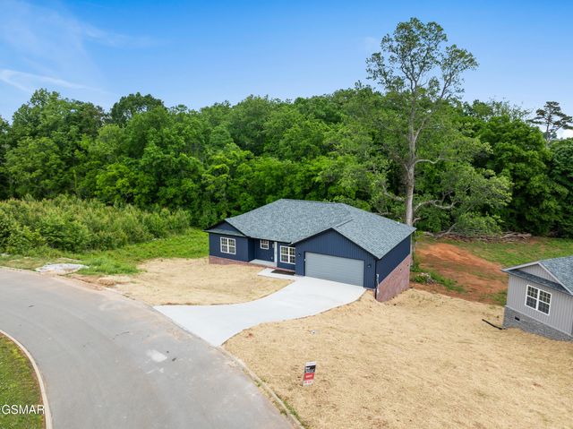 2102 Kings View Loop, Seymour, TN 37865