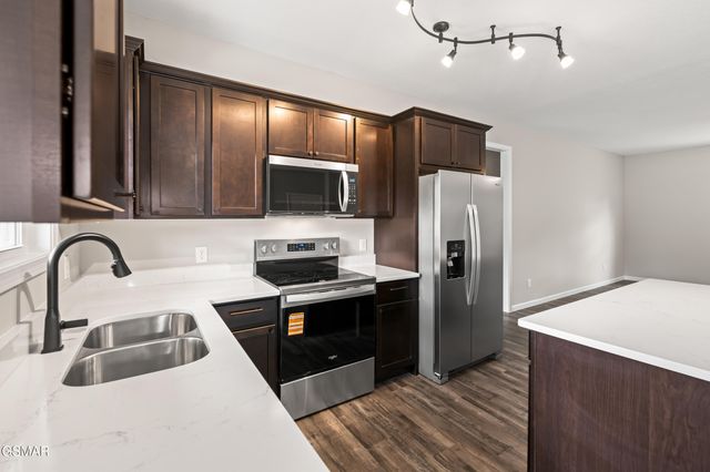 2102 Kings View Loop, Seymour, TN 37865