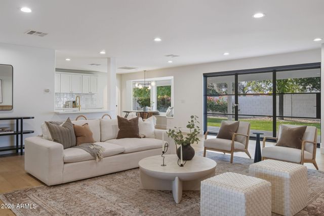 8538 E SAN LORENZO Drive, Scottsdale, AZ 85258