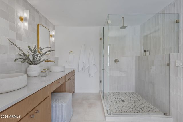 8538 E SAN LORENZO Drive, Scottsdale, AZ 85258