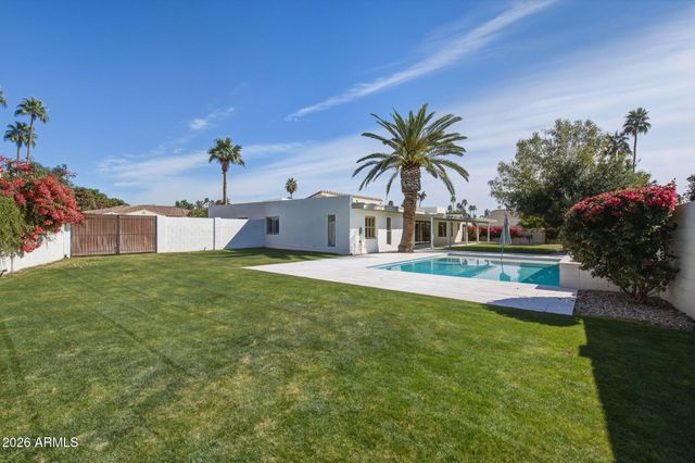 8538 E SAN LORENZO Drive, Scottsdale, AZ 85258