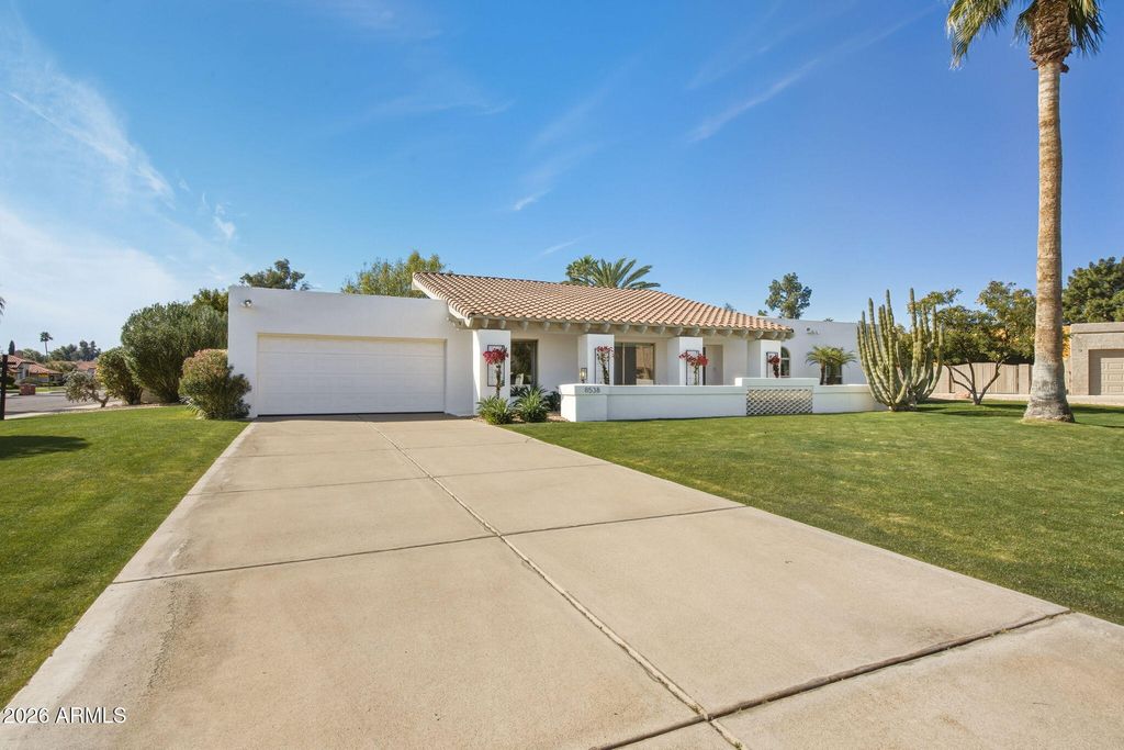 8538 E SAN LORENZO Drive, Scottsdale, AZ 85258