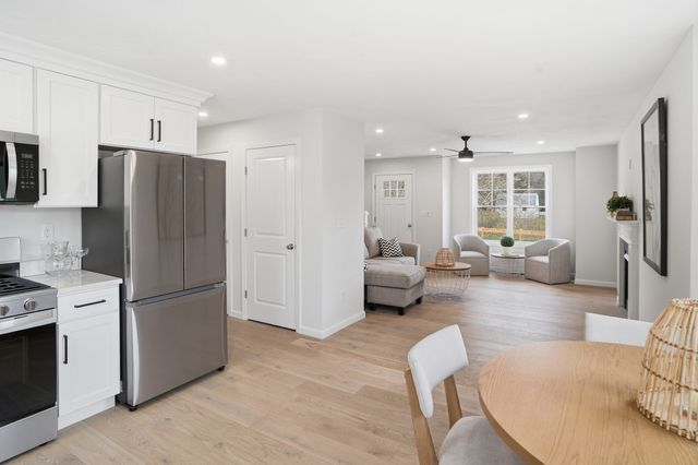 16 Ambrose Way 16, Shirley, MA 01464