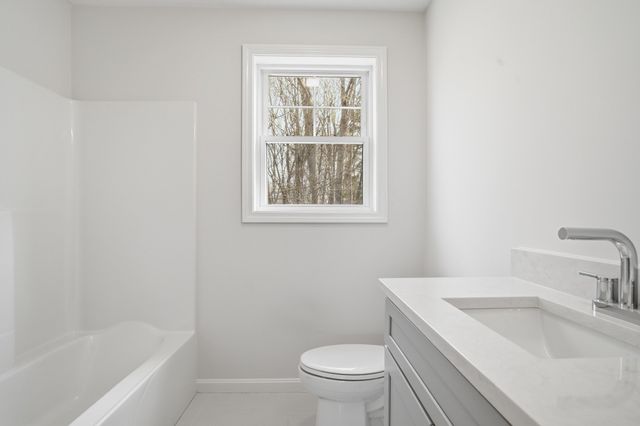 16 Ambrose Way 16, Shirley, MA 01464