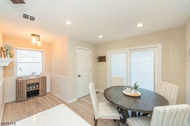 15 Orange Trl, Denville Twp., NJ 07834