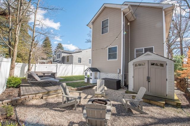 15 Orange Trl, Denville Twp., NJ 07834