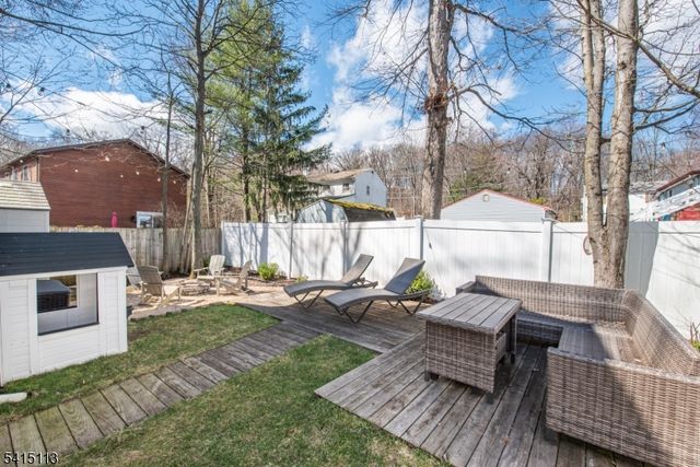 15 Orange Trl, Denville Twp., NJ 07834