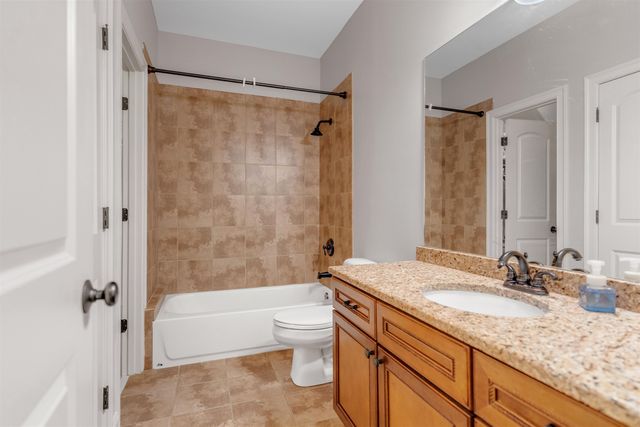 50 CANONBURY CV, Eads, TN 38028