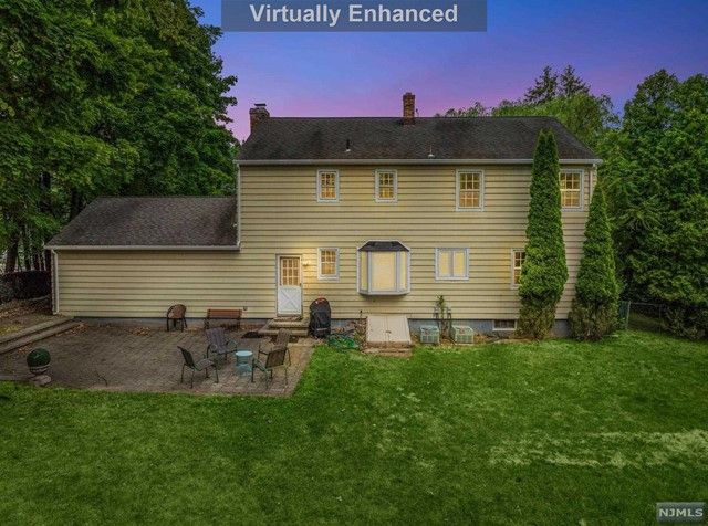 58 Crescent Avenue, Waldwick, NJ 07463