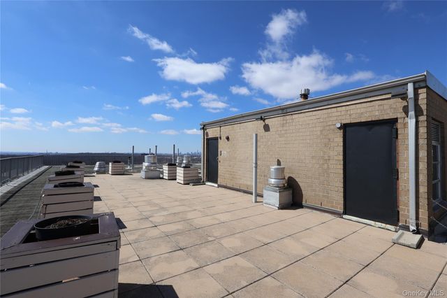 118-17 Union Turnpike 7D, Forest Hills, NY 11375