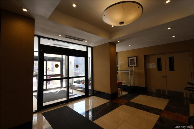 118-17 Union Turnpike 7D, Forest Hills, NY 11375