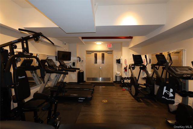 118-17 Union Turnpike 7D, Forest Hills, NY 11375