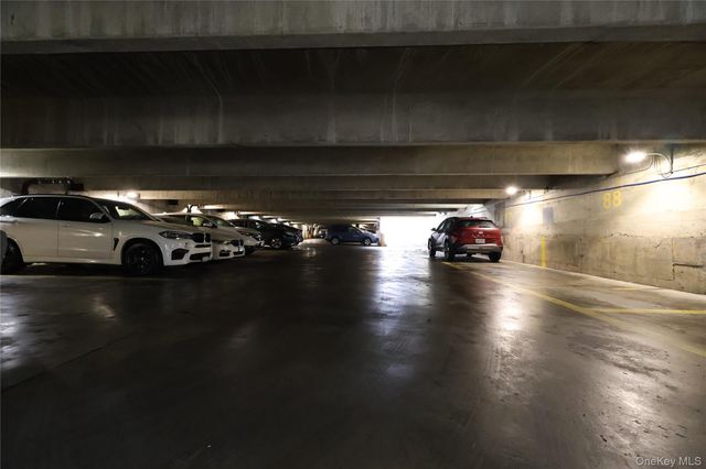 118-17 Union Turnpike 7D, Forest Hills, NY 11375