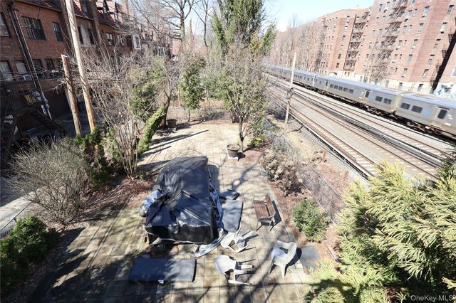 118-17 Union Turnpike 7D, Forest Hills, NY 11375