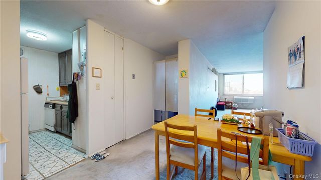 118-17 Union Turnpike 7D, Forest Hills, NY 11375