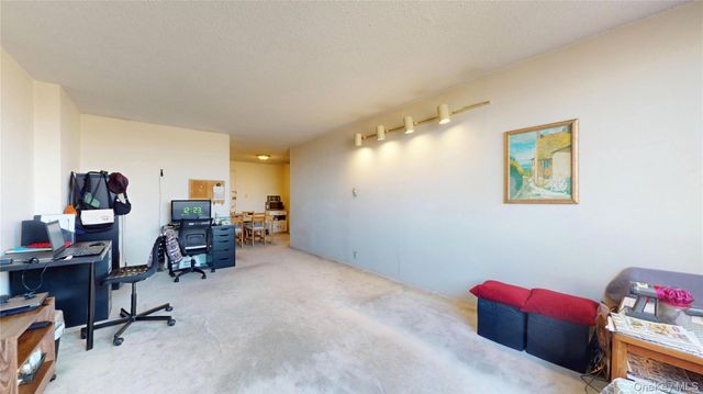 118-17 Union Turnpike 7D, Forest Hills, NY 11375