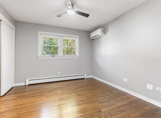 311 Maple Avenue 2, Downers Grove, IL 60515