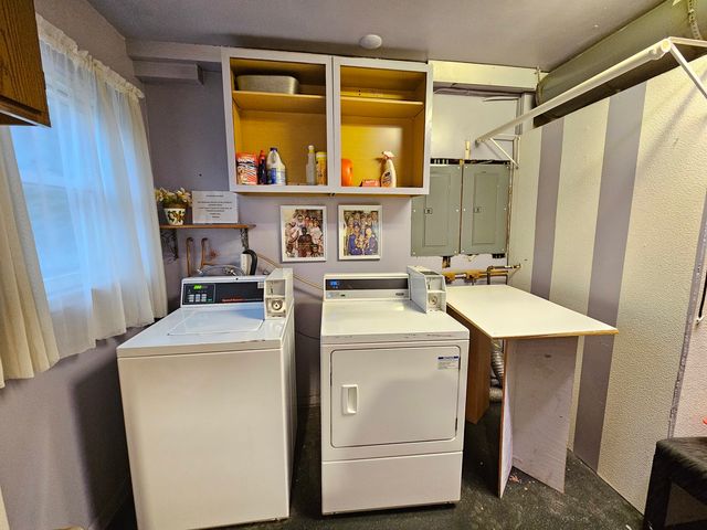 311 Maple Avenue 2, Downers Grove, IL 60515