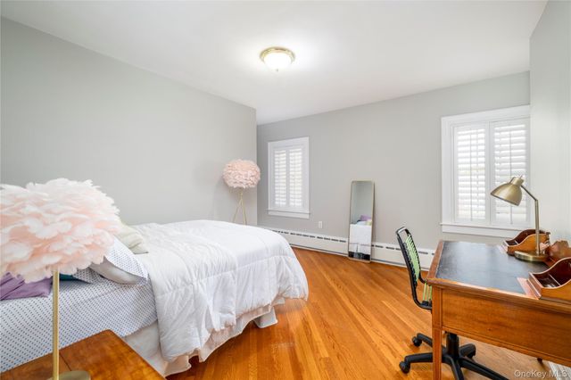 166 Princeton Road, Rockville Centre, NY 11570