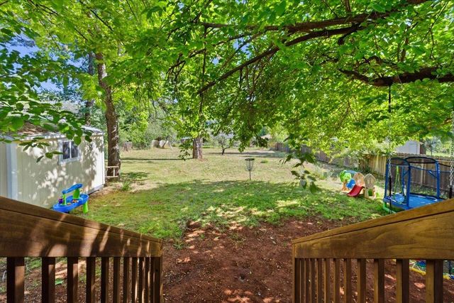 12139 Rough And Ready Hwy, Grass Valley, CA 95945