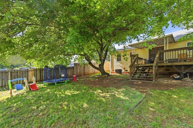 12139 Rough And Ready Hwy, Grass Valley, CA 95945