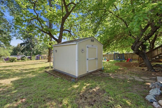 12139 Rough And Ready Hwy, Grass Valley, CA 95945