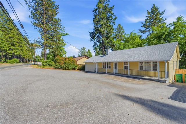 12139 Rough And Ready Hwy, Grass Valley, CA 95945