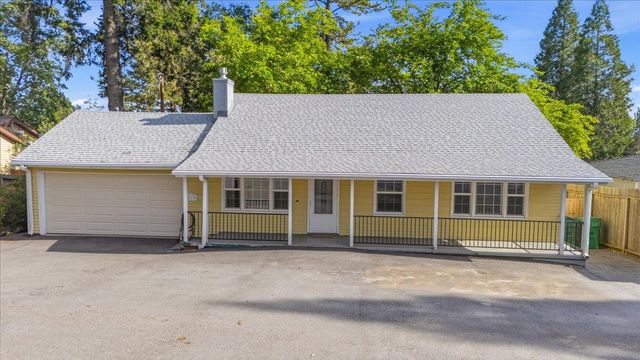 12139 Rough And Ready Hwy, Grass Valley, CA 95945