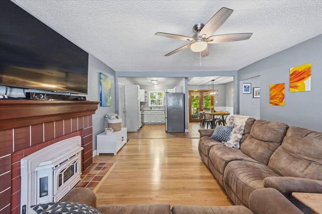 12139 Rough And Ready Hwy, Grass Valley, CA 95945