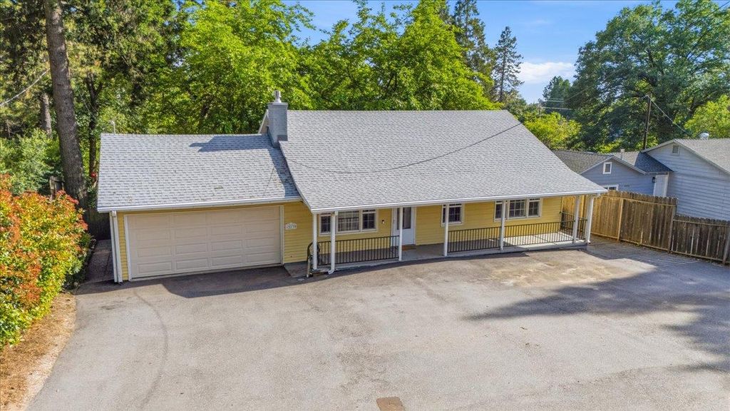 12139 Rough And Ready Hwy, Grass Valley, CA 95945