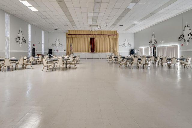 4751 NW 21st Street 417, Lauderhill, FL 33313