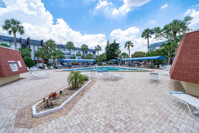 4751 NW 21st Street 417, Lauderhill, FL 33313