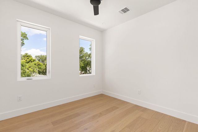 3528 Gonzales ST 1B, Austin, TX 78702