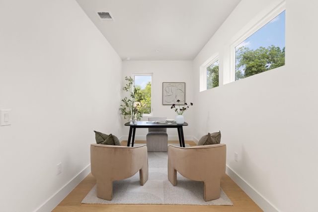 3528 Gonzales ST 1B, Austin, TX 78702
