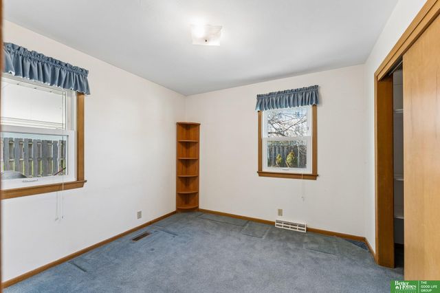 3418 S 88 Street, Omaha, NE 68124