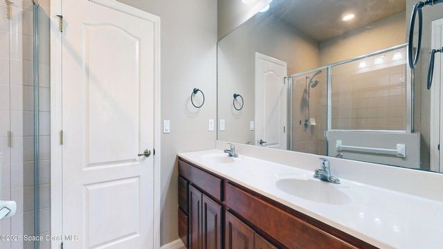 916 Ocaso Lane 206, Rockledge, FL 32955