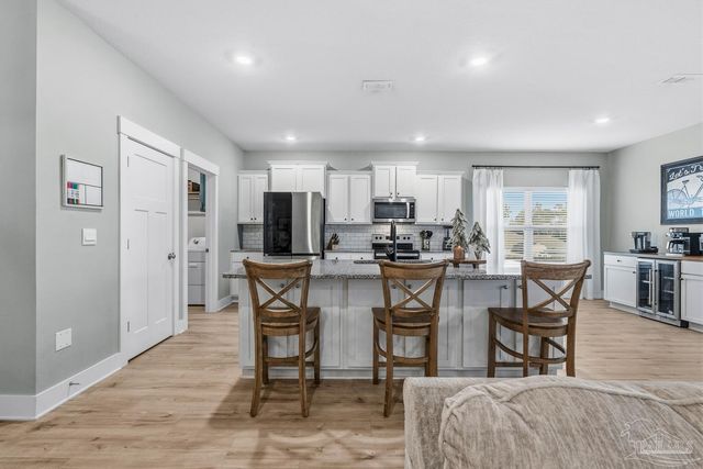 10612 Davenport Loop, Pensacola, FL 32526