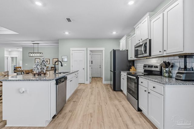 10612 Davenport Loop, Pensacola, FL 32526