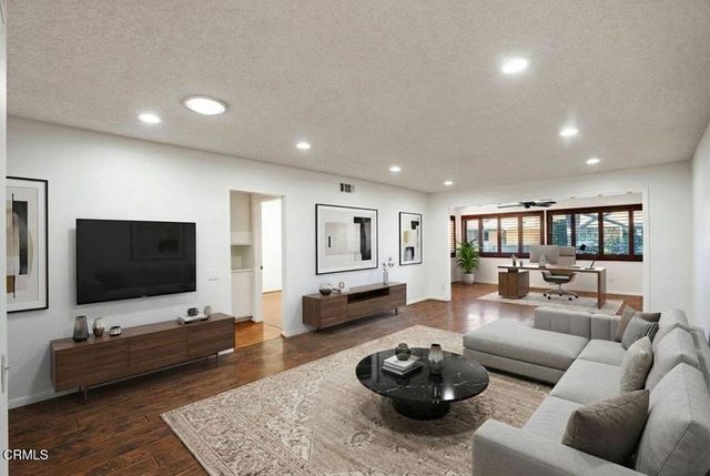 7115 Village 7, Camarillo, CA 93012