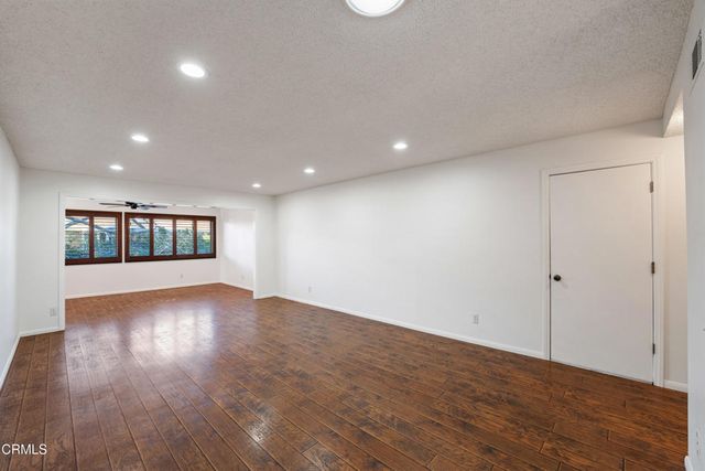 7115 Village 7, Camarillo, CA 93012