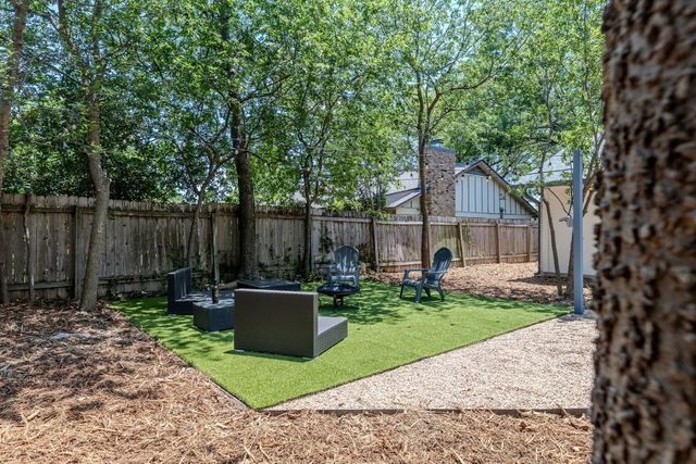 910 Cripple Creek DR, Austin, TX 78758