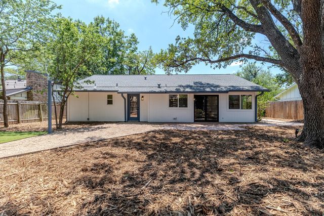 910 Cripple Creek DR, Austin, TX 78758