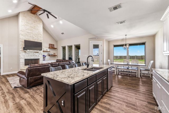 4538 Old Stone Drive, San Angelo, TX 76904