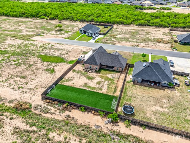 4538 Old Stone Drive, San Angelo, TX 76904