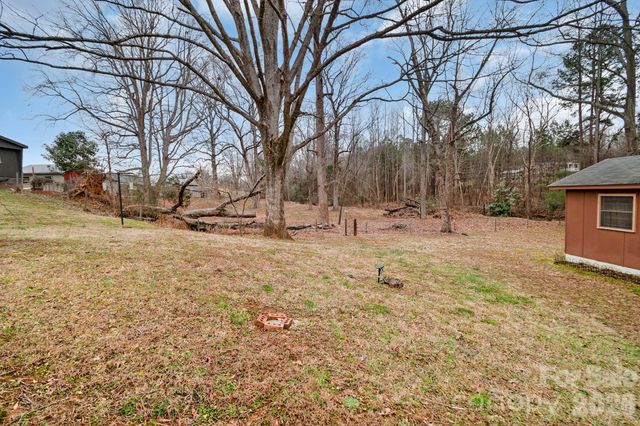 1616 Lithia Springs Road, Shelby, NC 28150