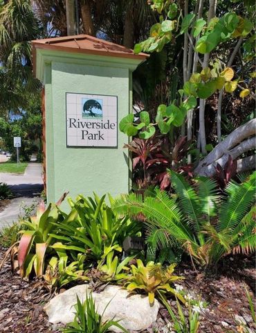 1705 SW 10TH Street, Fort Lauderdale, FL 33312