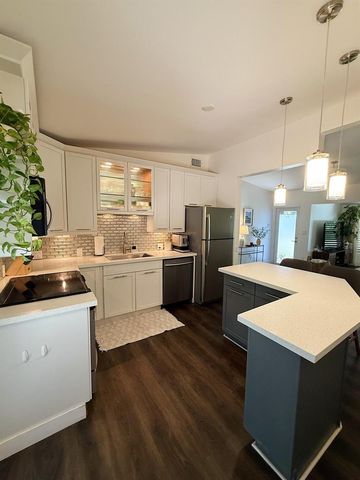 1705 SW 10TH Street, Fort Lauderdale, FL 33312